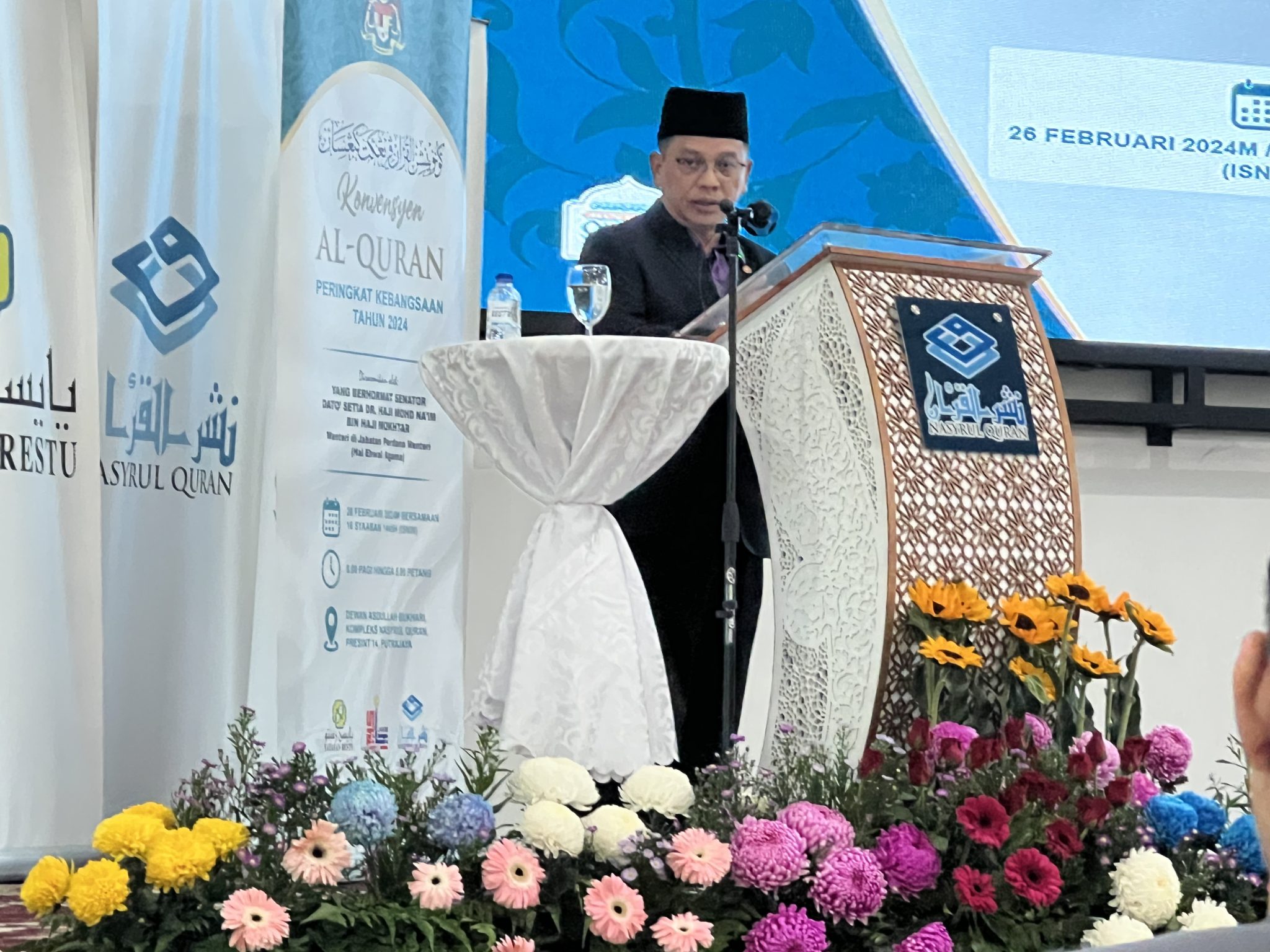 Masjid Dan Surau Sebagai Madrasah Memahami Tafsiran Al Quran Mohd Na